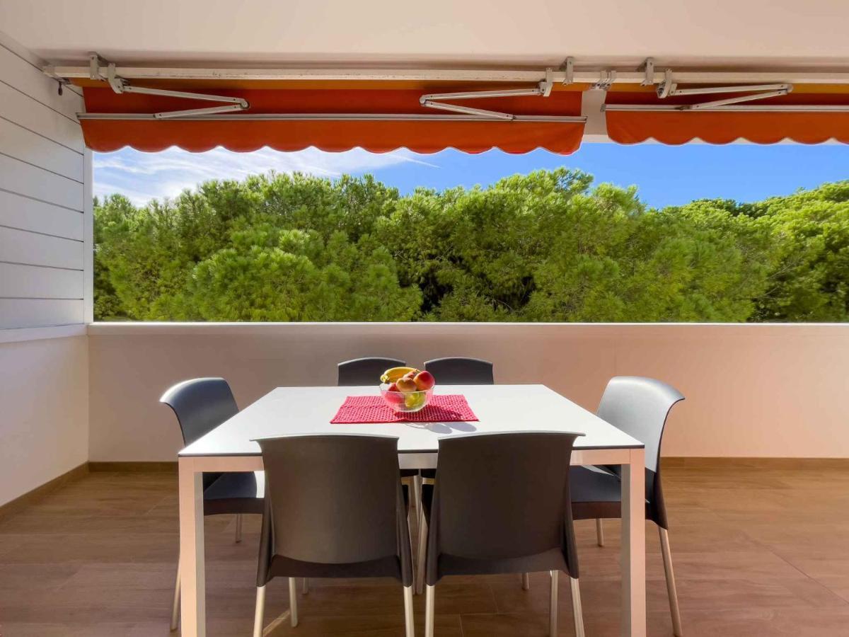 Apartment In Lignano Sabbiadoro 21783 Kültér fotó